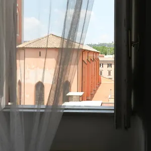 Konukevi White Vatican, Roma