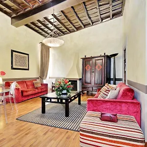 Apartment Trevi Vicolo Scanderbeg